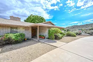 13013 N Surrey Cir, Phoenix, AZ 85029 - Photo 4