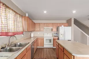 28549 N Dolomite Ln, San Tan Valley, AZ 85143 - Photo 2