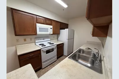 10610 S 48th Street #1025, Phoenix, AZ 85044 - Photo 6