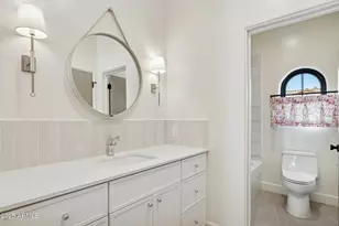 8894 E Wood Dr, Scottsdale, AZ 85260 - Photo 32