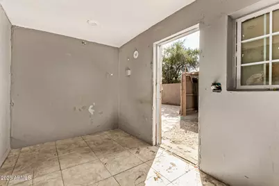 1312 W Sunland Avenue, Phoenix, AZ 85041 - Photo 18