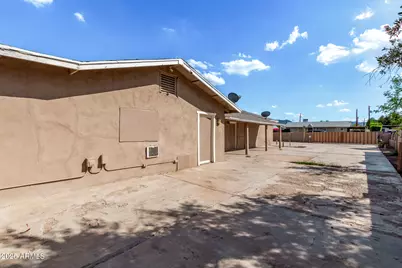1312 W Sunland Avenue, Phoenix, AZ 85041 - Photo 22