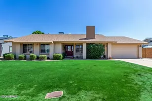 2447 W Mandalay Ln, Phoenix, AZ 85023 - Photo 1