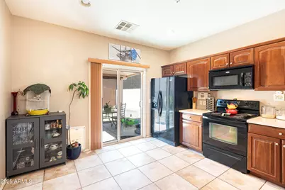 13248 N 88th Avenue, Peoria, AZ 85381 - Photo 6