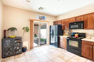 13248 N 88th Ave, Peoria, AZ 85381 - Photo 6