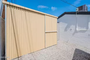 1842 N 17th Ave, Phoenix, AZ 85007 - Photo 36