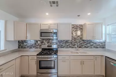 1842 N 17th Avenue, Phoenix, AZ 85007 - Photo 10