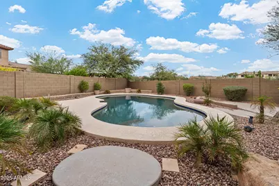 2403 W Kit Carson Court, Phoenix, AZ 85086 - Photo 32