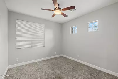 2403 W Kit Carson Court, Phoenix, AZ 85086 - Photo 24