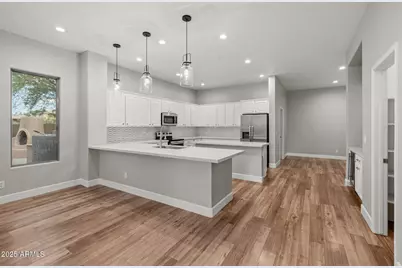 2403 W Kit Carson Court, Phoenix, AZ 85086 - Photo 6