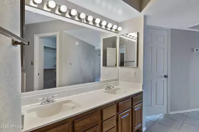 792 W El Monte Place #8, Chandler, AZ 85225 - Photo 26