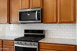 27391 W Wahalla Ln, Buckeye, AZ 85396 - Photo 14