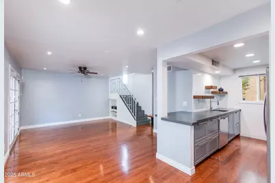 4848 N 73rd Street, Scottsdale, AZ 85251 - Photo 2