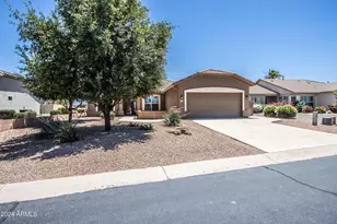 3581 E Gleneagle Pl, Chandler, AZ 85249 - Photo 2