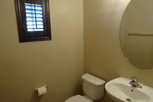 2158 W Scully Dr, Phoenix, AZ 85023 - Photo 6