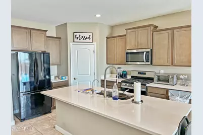 8491 W Springfield Way, Florence, AZ 85132 - Photo 10