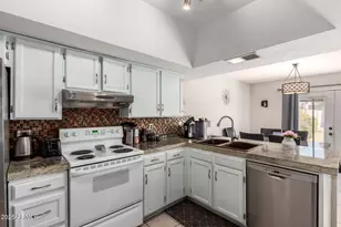 1753 E Jacinto Cir, Mesa, AZ 85204 - Photo 10