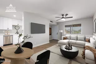 12414 N Pebble Beach Dr, Sun City, AZ 85351 - Photo 8