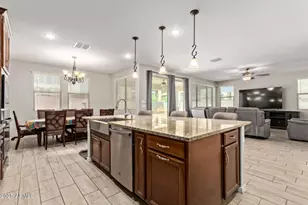 1080 N 153rd Dr, Goodyear, AZ 85338 - Photo 2