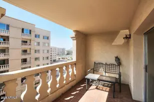 7960 E Camelback Rd, Scottsdale, AZ 85251 - Photo 22