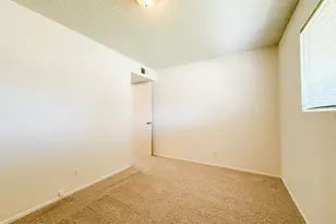 834 W 10th St, Tempe, AZ 85281 - Photo 14