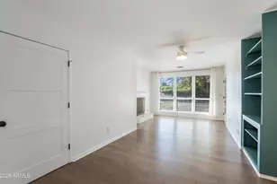 4645 E Cambridge Ave, Phoenix, AZ 85008 - Photo 8