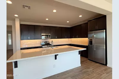 10155 W Columbus Avenue, Avondale, AZ 85392 - Photo 6