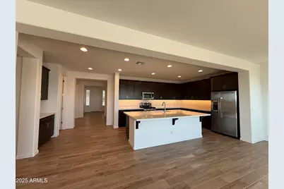 10155 W Columbus Avenue, Avondale, AZ 85392 - Photo 4