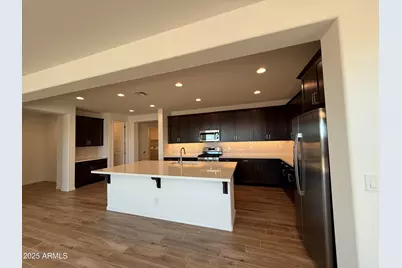 10155 W Columbus Avenue, Avondale, AZ 85392 - Photo 8