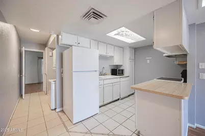 6822 N 35th Avenue #J, Phoenix, AZ 85017 - Photo 6