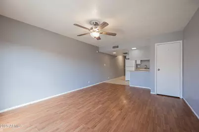 6822 N 35th Avenue #J, Phoenix, AZ 85017 - Photo 4