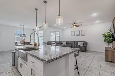 9043 W Albeniz Place, Tolleson, AZ 85353 - Photo 16