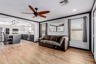 1622 E Kelsi Avenue, San Tan Valley, AZ 85140 - Photo 8