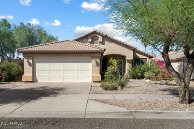 3042 E Roveen Avenue, Phoenix, AZ 85032 - Photo 1