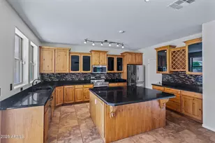 7801 W Spur Dr, Peoria, AZ 85383 - Photo 18