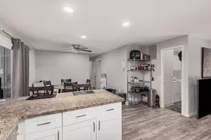 201 S Greenfield Rd, Mesa, AZ 85206 - Photo 4