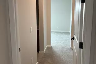 18051 W Larkspur Dr, Goodyear, AZ 85338 - Photo 16