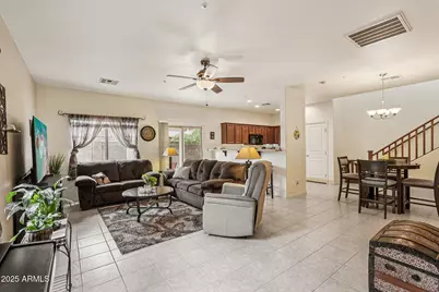 8759 W Surrey Avenue, Peoria, AZ 85381 - Photo 2