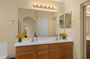 2215 W Peak View Rd, Phoenix, AZ 85085 - Photo 32