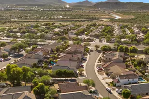 2215 W Peak View Rd, Phoenix, AZ 85085 - Photo 46