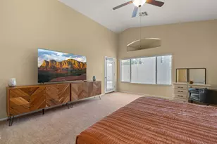 2215 W Peak View Rd, Phoenix, AZ 85085 - Photo 30