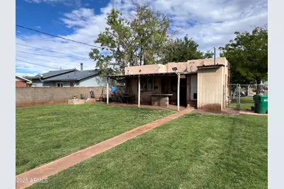1001 N Winslow Avenue, Winslow, AZ 86047 - Photo 32