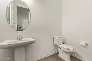 18119 W Silverwood Dr, Goodyear, AZ 85338 - Photo 16