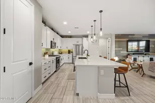 14022 W Mariposa Grande, Surprise, AZ 85387 - Photo 10