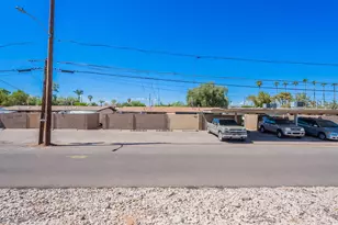 721 N Delaware St, Chandler, AZ 85225 - Photo 44