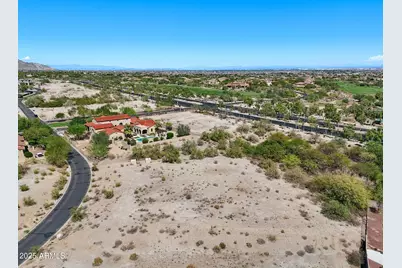 21009 W Mountain Cove Place, Buckeye, AZ 85396 - Photo 10