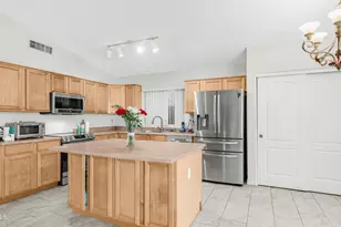 4448 E Redwood Ln, Phoenix, AZ 85048 - Photo 12