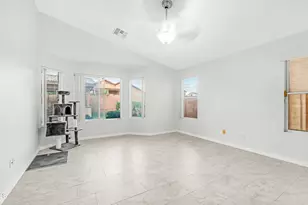 4448 E Redwood Ln, Phoenix, AZ 85048 - Photo 16