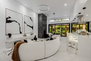 3034 E Stella Ln, Phoenix, AZ 85016 - Photo 8