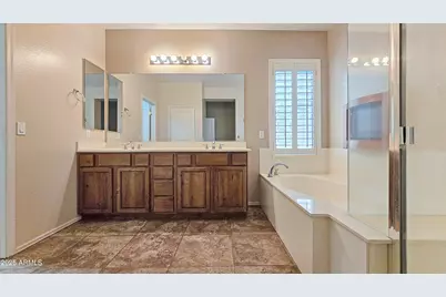 573 S 219th Lane, Buckeye, AZ 85326 - Photo 20